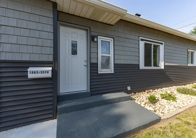 Photo 2 of Sale Pending at 1863 35th Street, Rock Island, IL 61201 | MLS# 12721731 | Listing updated on 2026-08-11