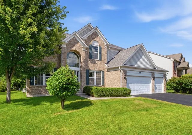 image of 15024 W Austin Dr, Lockport, IL 60441 | MLS# 12721749