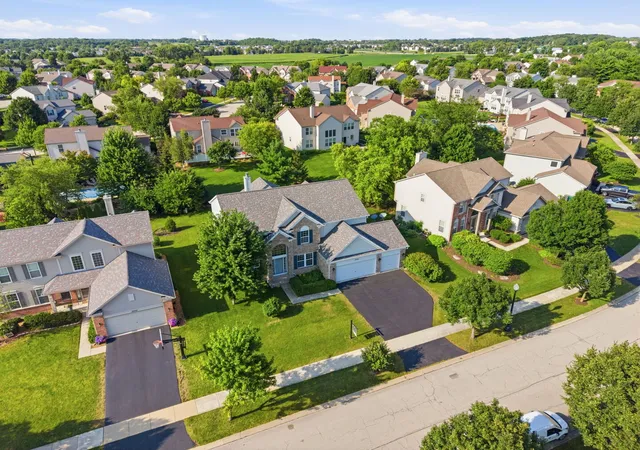 image of 15024 W Austin Dr, Lockport, IL 60441 | MLS# 12721749