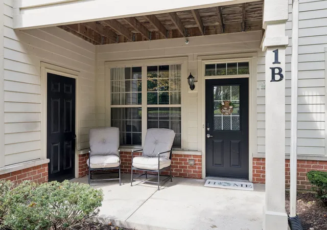 Photo 2 of Condo for sale at 1032 Swift Rd #1B, Glen Ellyn, IL 60137 | MLS# 12721867 | Listing updated on 2026-09-04
