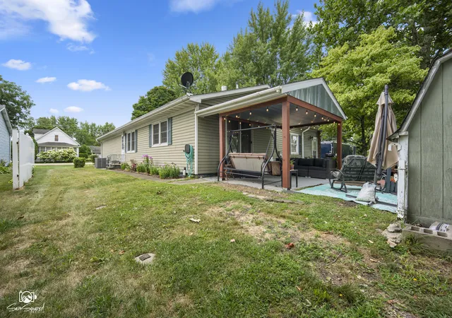 4th image of 104 S Grundy St, Gardner, IL 60424 | MLS# 12721875
