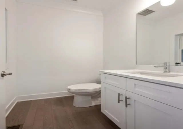Photo 3 of Single family home for sale at 3915 S Calumet Ave, Chicago, IL 60653 | MLS# 12721943 | Listing updated on 2026-08-07