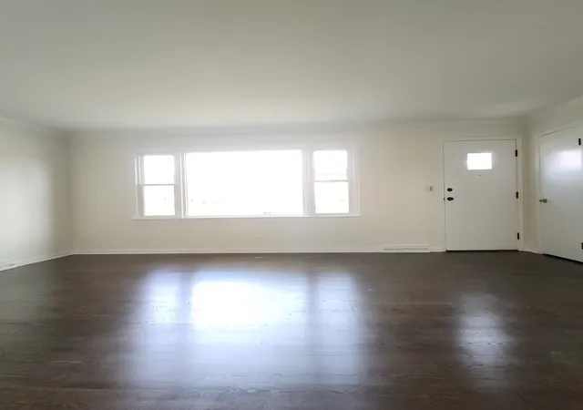 Photo 3 of Single family home for sale at 12241 Rexford St, Alsip, IL 60803 | MLS# 12721950 | Listing updated on 2026-09-04