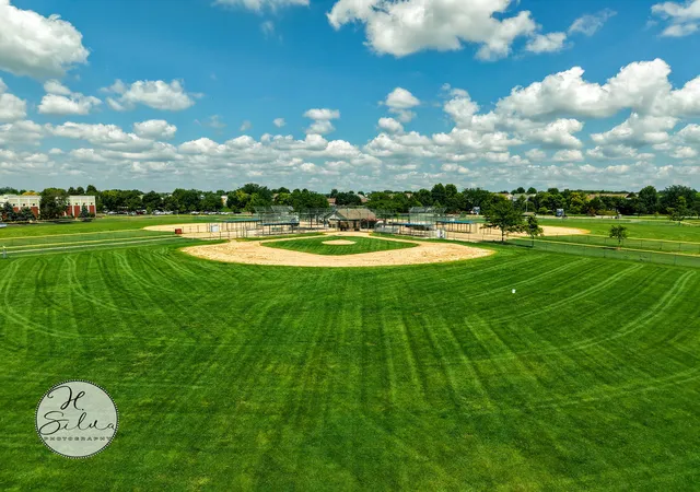 26th image of 708 Bay Shore Dr, Pingree Grove, IL 60140 | MLS# 12721987