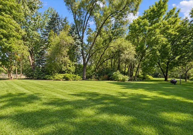Photo 3 of Single family home for sale at 4512 S Ridgeway Rd, Ringwood, IL 60072 | MLS# 12722004 | Listing updated on 2026-09-23
