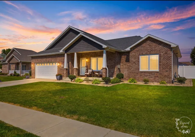 1st image of 2020 Summerfield Ln, Bourbonnais, IL 60914 | MLS# 12722119