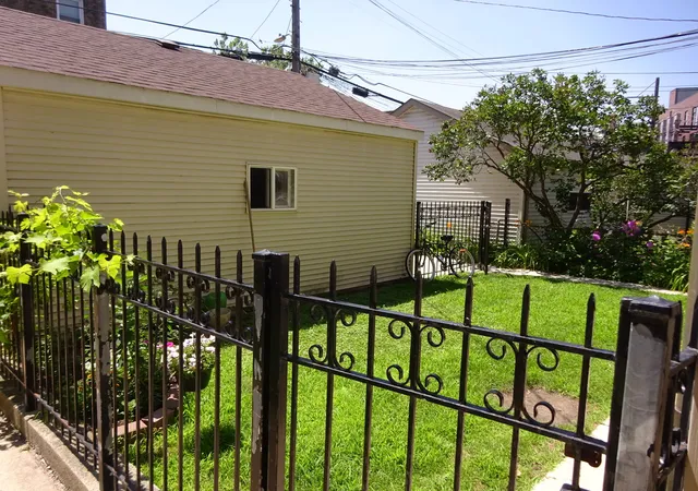 Listing Photo 4 - Condo for sale in building located at 4322 N Hoyne Ave, Chicago, IL 60625