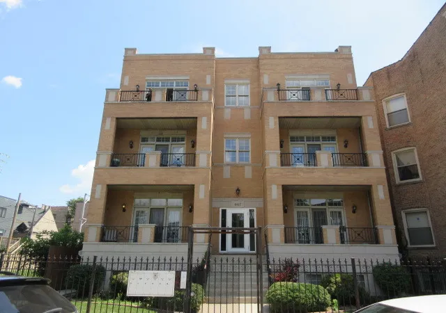 Condo for sale at 4417 S Calumet Ave #2S, Chicago, IL 60653 | MLS# 12722152