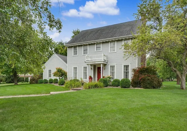 Photo 2 of Single family home for sale at 702 Cambridge Dr, Paxton, IL 60957 | MLS# 12722159 | Listing updated on 2026-09-18