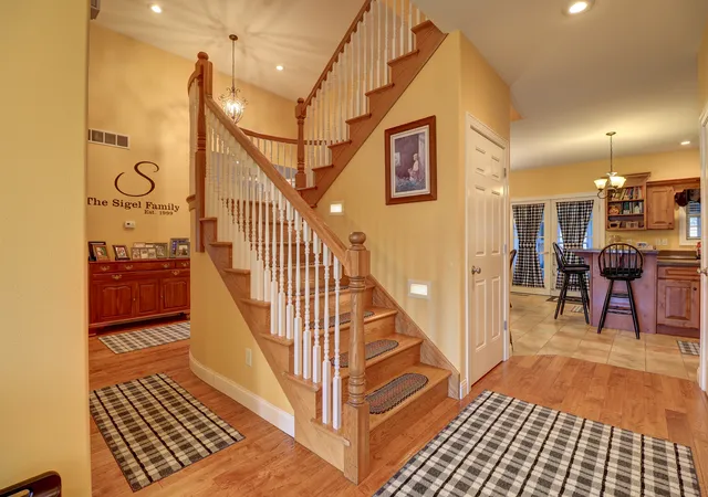 Photo 4 of Single family home for sale at 10301 Laurel Ln, Rock Falls, IL 61071 | MLS# 12722177 | Listing updated on 2026-08-08