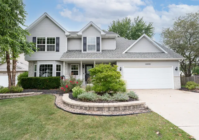 Photo 3 of Single family home for sale at 24826 Jensen St, Shorewood, IL 60404 | MLS# 12722219 | Listing updated on 2026-09-20
