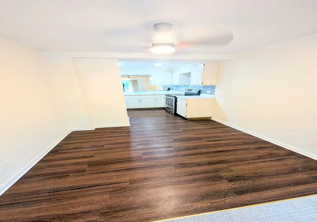 Photo 3 of Condo for sale at 3505 Lakeview Dr #104, Hazel Crest, IL 60429 | MLS# 12722269 | Listing updated on 2026-09-03