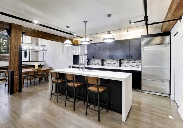 Photo 4 of Condo for sale at 1000 W Washington Blvd #141, Chicago, IL 60607 | MLS# 12722285 | Listing updated on 2026-09-04
