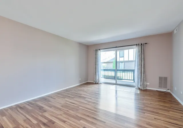 Photo 3 of Condo for sale at 18001 Oak Park Ave #D, Tinley Park, IL 60477 | MLS# 12722385 | Listing updated on 2026-09-22