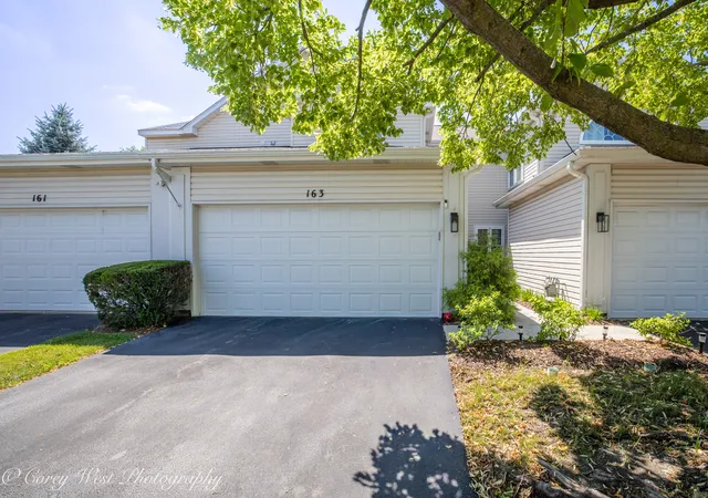 1st image of 163 N Barton Trl, Batavia, IL 60510 | MLS# 12722389