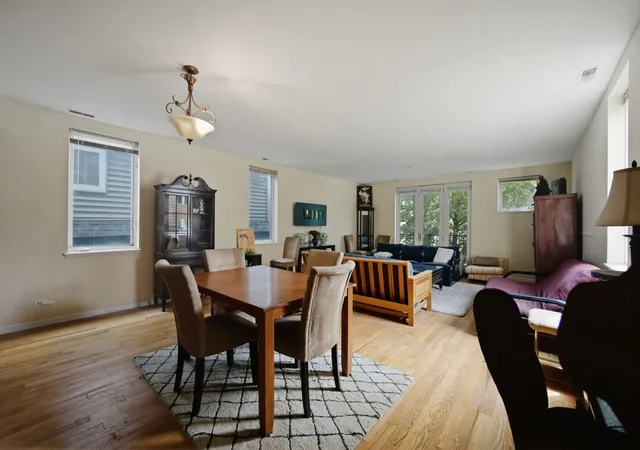 Listing Photo 4 - Condo for sale in building located at 1412 W Diversey Pkwy, Chicago, IL 60614 - Unit #B