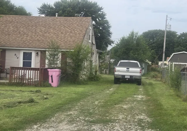 Photo 2 of Single family home for sale at 915 3rd Street, Colona, IL 61241 | MLS# 12722406 | Listing updated on 2026-08-13