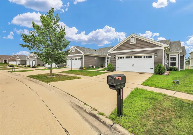 Photo 3 of Townhouse for sale at 3011 E Stillwater Landing, Urbana, IL 61802 | MLS# 12722454 | Listing updated on 2026-09-15