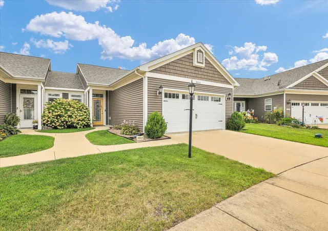 Photo 3 of Townhouse for sale at 3011 E Stillwater Landing, Urbana, IL 61802 | MLS# 12722454 | Listing updated on 2026-09-15