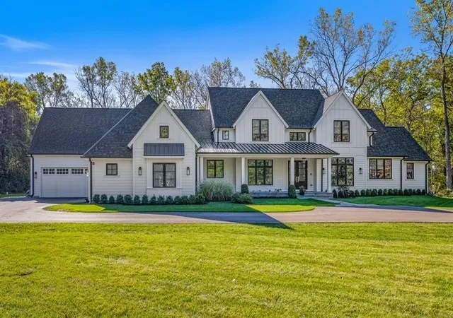 Photo 1 of Mansion for sale at 2701 Daiquiri Dr, Riverwoods, IL 60015 | MLS# 12722470 | Listing updated on 2026-08-09