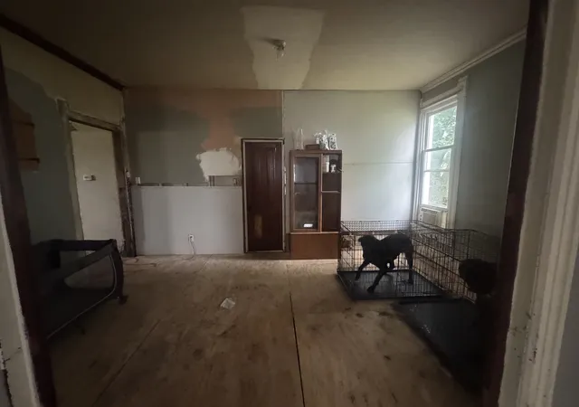 Photo 4 of Single family home for sale at 504 Washington St, Keithsburg, IL 61442 | MLS# 12722564 | Listing updated on 2026-09-08