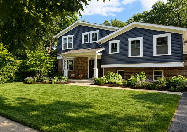 Photo 1 of Single family home for sale at 745 E Wilmette Rd, Palatine, IL 60074 | MLS# 12722579 | Listing updated on 2026-08-25