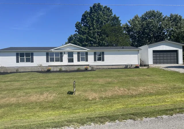Photo 1 of Single family home for sale at 290 Friendship Loop, Goreville, IL 62939 | MLS# 12722587 | Listing updated on 2026-09-22