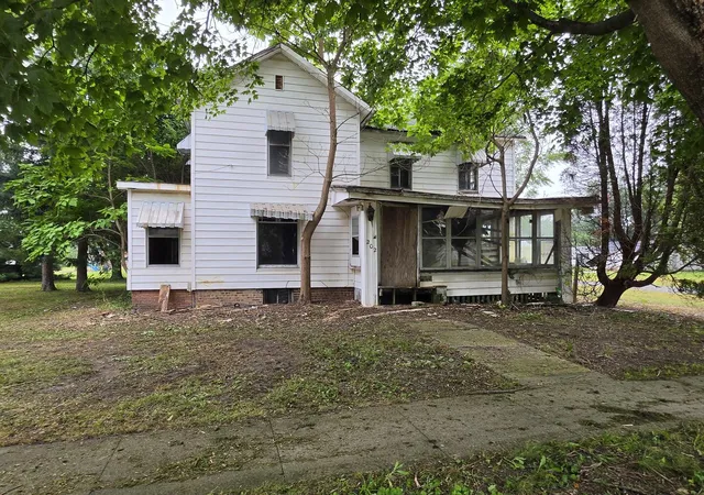 Photo 1 of Single family home for sale at 202 S 1st Street, Chatsworth, IL 60921 | MLS# 12722589 | Listing updated on 2026-09-02