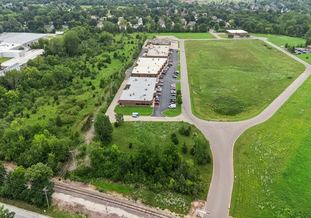 5th image of 105 Oswald Ave, Batavia, IL 60510 | MLS# 12722602