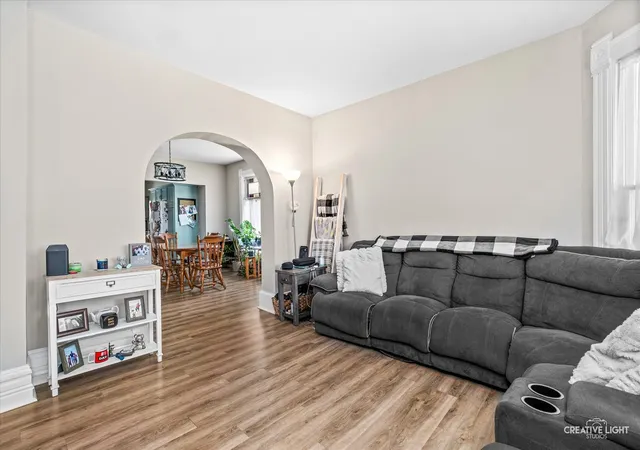 Photo 4 of Single family home for sale at 1101 W 4th Street, Dixon, IL 61021 | MLS# 12722620 | Listing updated on 2026-09-13