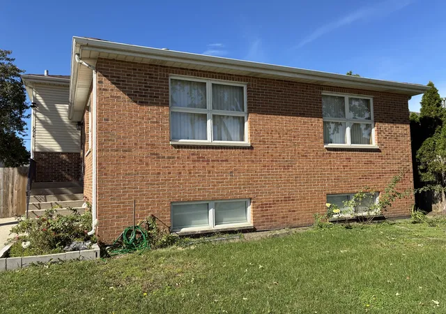 Photo 2 of Single family home for sale at 6614 Kane Ave, Hodgkins, IL 60525 | MLS# 12722625 | Listing updated on 2026-10-13