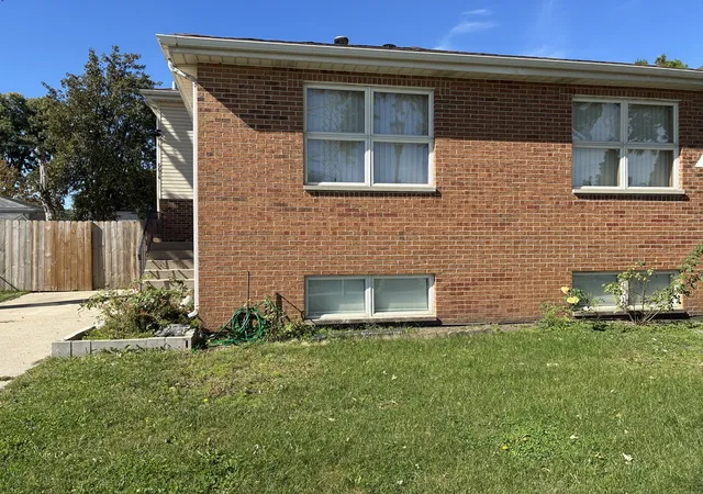 Photo 1 of Single family home for sale at 6614 Kane Ave, Hodgkins, IL 60525 | MLS# 12722625 | Listing updated on 2026-10-13
