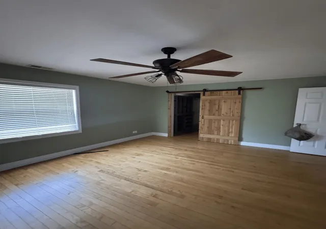 Photo 4 of Single family home for sale at 7555 N Rogers Ave, Chicago, IL 60626 | MLS# 12722636 | Listing updated on 2026-09-04