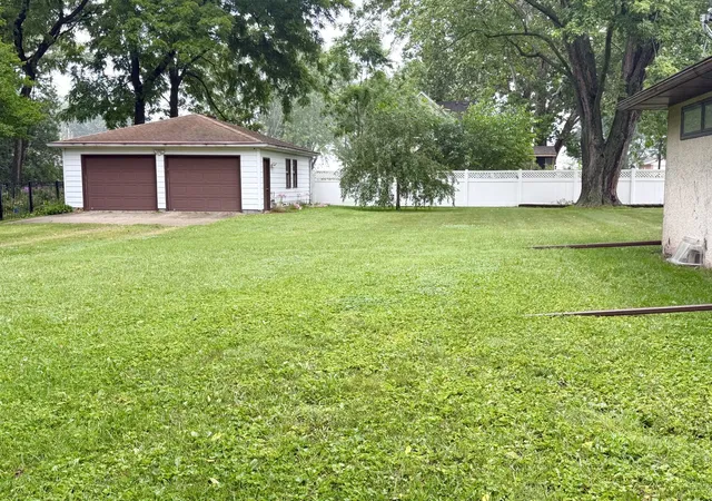 Photo 38 of Single family home for sale at 205 Oak St, Spring Valley, IL 61362 | MLS# 12722646 | Listing updated on 2026-08-09