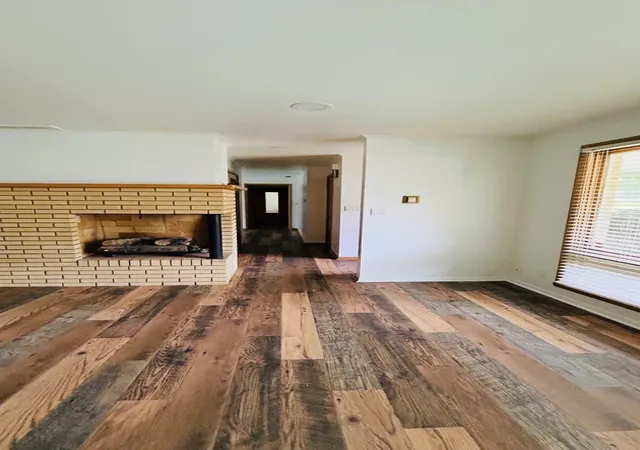 Photo 3 of Single family home for sale at 4103 Crestview Dr, Rockford, IL 61107 | MLS# 12722658 | Listing updated on 2026-09-23