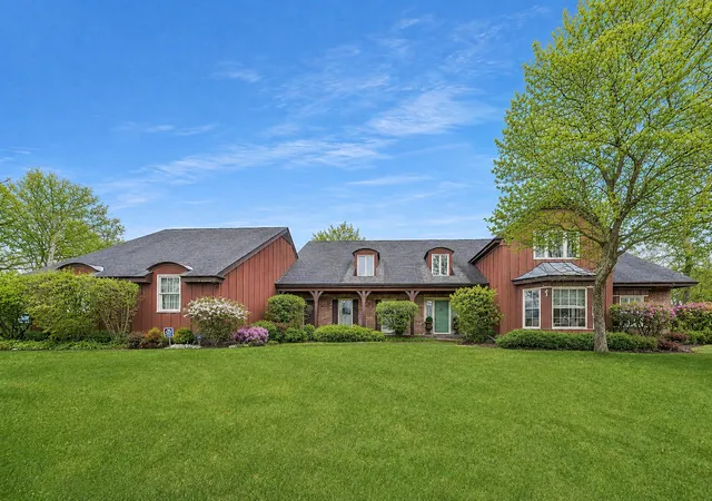 1st image of 1135 Buttonwood Ln, Northbrook, IL 60062 | MLS# 12722683
