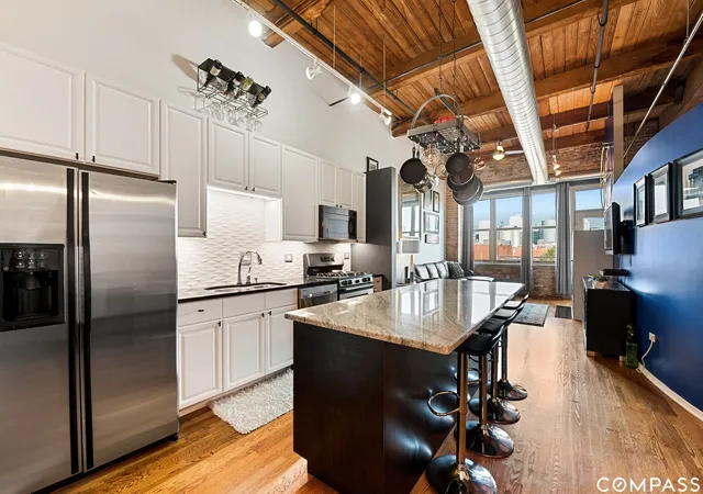 Photo 4 of Condo for sale at 1500 W Monroe St #623, Chicago, IL 60607 | MLS# 12722706 | Listing updated on 2026-09-14