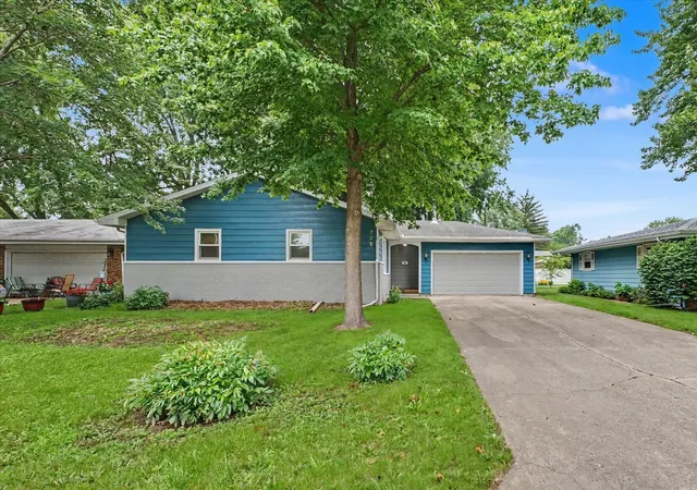 Single family home for sale at 709 Mikel Dr, Rantoul, IL 61866 | MLS# 12722731