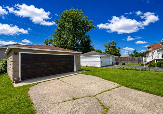 2nd image of 2010 S 11th Ave, Maywood, IL 60153 | MLS# 12722748