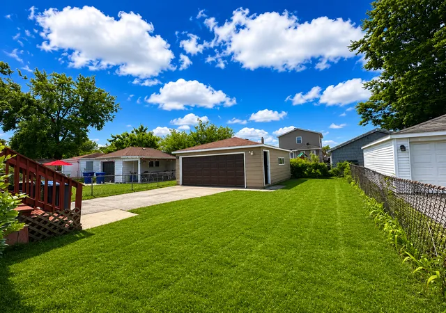 3rd image of 2010 S 11Th Ave, Maywood, IL 60153 | MLS# 12722748