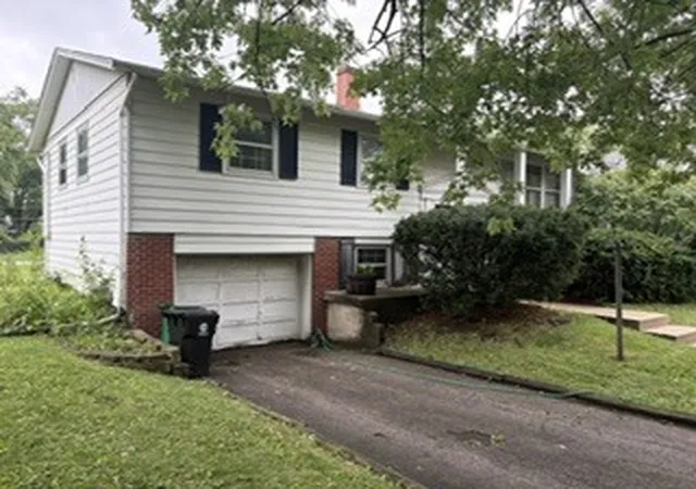 Photo 2 of Single family home for sale at 26w482 Blair St, Winfield, IL 60190 | MLS# 12722774 | Listing updated on 2026-09-20