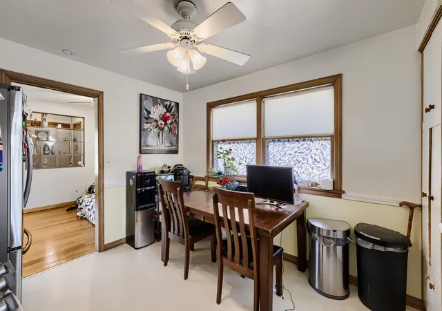 Photo 3 of Single family home for sale at 603 N Wilshire Ln, Arlington Heights, IL 60004 | MLS# 12722842 | Listing updated on 2026-08-25