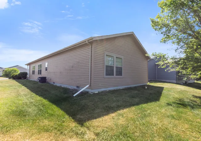 Photo 25 of Single family home for sale at 1532 Meadow View Ln, Grayslake, IL 60030 | MLS# 12722867 | Listing updated on 2026-08-09