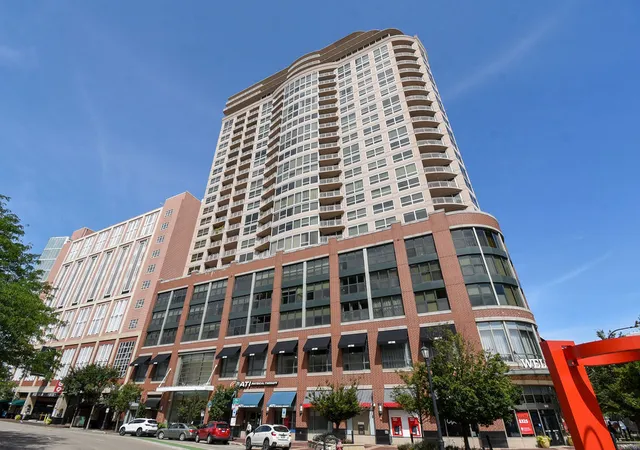 Condo for sale at 807 Davis St #1610, Evanston, IL 60201 | MLS# 12722893 | Listing updated on 2026-09-17
