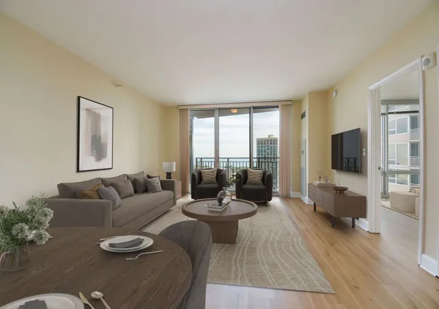Photo 3 of Condo for sale at 807 Davis St #1610, Evanston, IL 60201 | MLS# 12722893 | Listing updated on 2026-09-17
