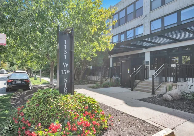 Listing Photo 2 - Condo for sale at University Commons, Unit 341 1151 W 15th Street, University Commons, Chicago, IL 60608 | Built Year: 1916-2007