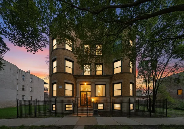 Photo 2 of Condo for sale at 4541 S Prairie Ave #1N, Chicago, IL 60653 | MLS# 12722961 | Listing updated on 2026-08-12