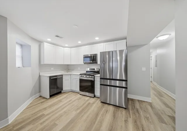 Listing Photo 4 - Condo for sale in building located at 4541 S Prairie Ave, Chicago, IL 60653 - Unit #1N