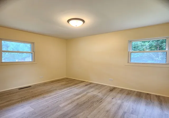 Photo 3 of Single family home for sale at 111 Woodland Dr, Round Lake Beach, IL 60073 | MLS# 12722968 | Listing updated on 2026-09-02