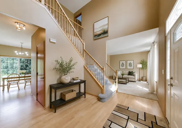Photo 5 of Single family home for sale at 14106 Glenwood Ct, Libertyville, IL 60048 | MLS# 12723059 | Listing updated on 2026-08-13